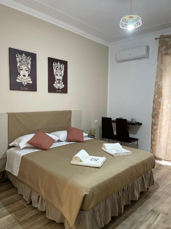 A Bone Guest House Catania Exterior photo