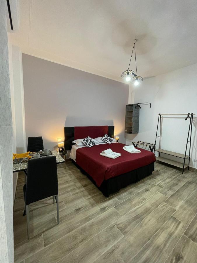 A Bone Guest House Catania Exterior photo