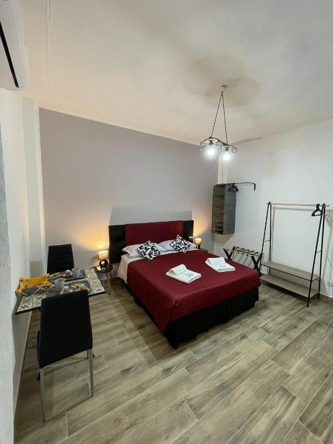 A Bone Guest House Catania Exterior photo