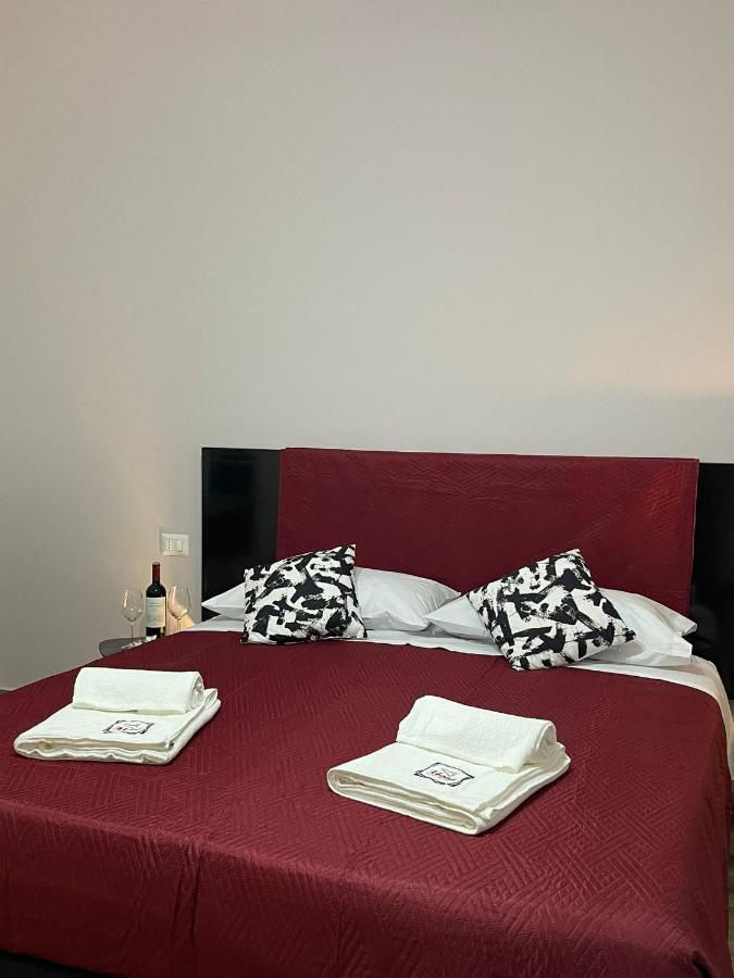 A Bone Guest House Catania Exterior photo